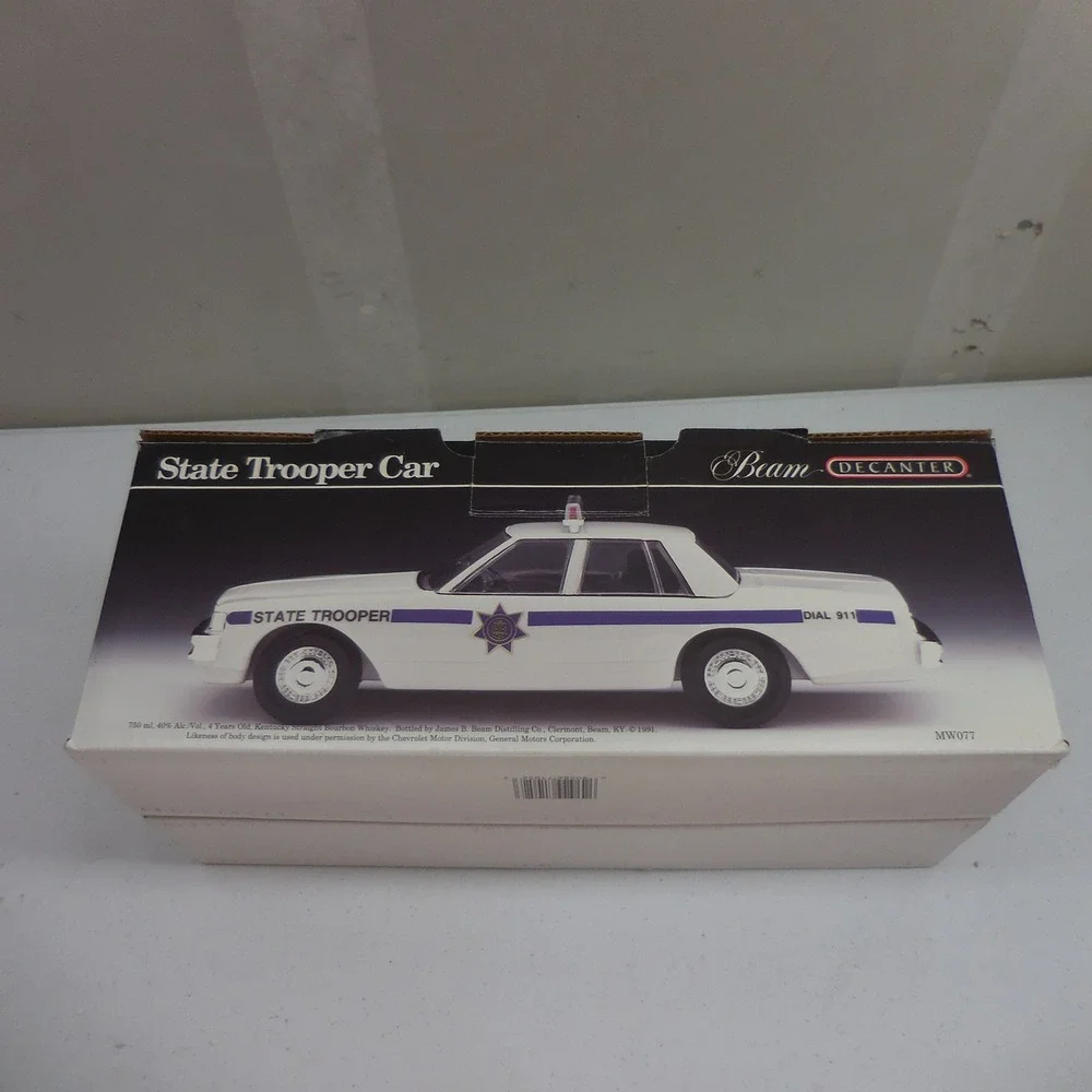 Vintage 1991 Jim Beam State Trooper Car Decanter Regal China 750ml Empty  W/Box